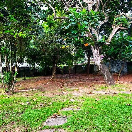 Aramba Resort Dondra Extérieur photo